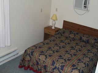 Budget Host Inn and Hotel